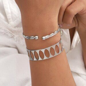 Set of Twisted Silver Cuff Bracelets - Matching Duo • Gift for her • Friendship